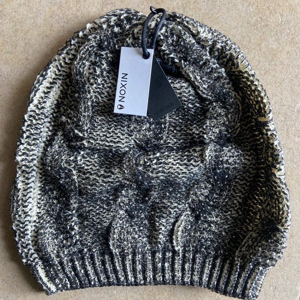 Nixon beanie